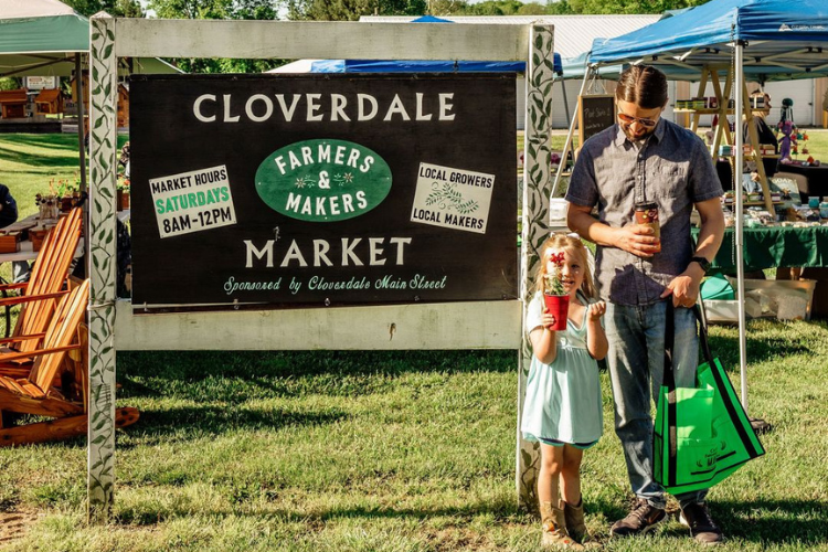A Weekend In Charming Cloverdale